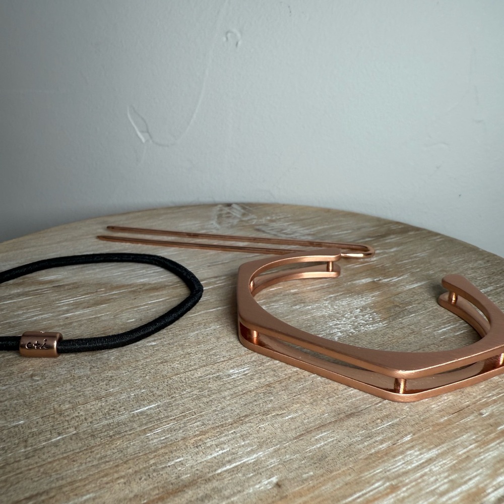 Chloe + Isabel x Jen Atkin Rose Gold Hair Cuff & Pin Set NIB - Picture 5 of 7